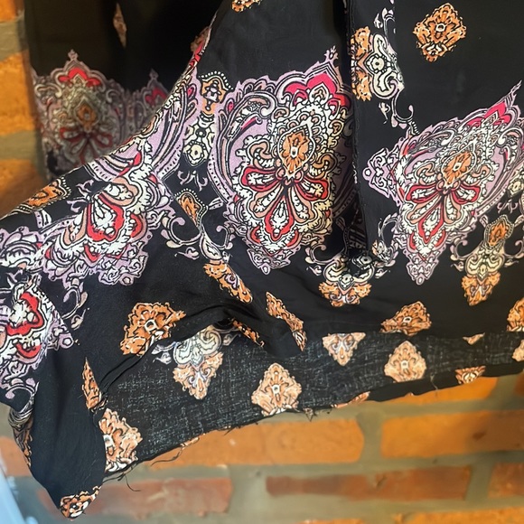 Pull On Printed Shorts - Picture 3 of 5